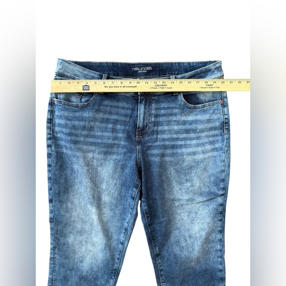 Maurices Mid Rise Blue Capri Size 20W Jeans - Picture 3 of 8
